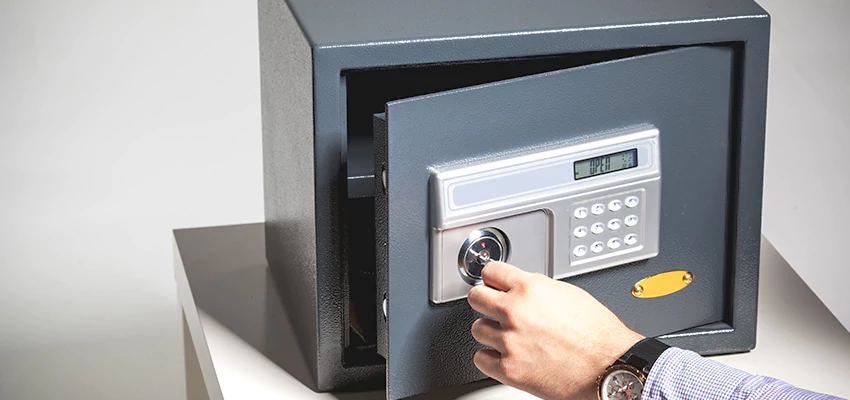 Jewelry Safe Unlocking Service in Salinas, California