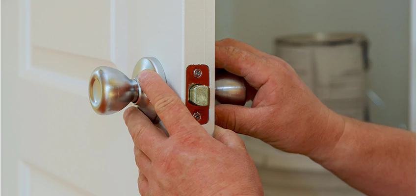 AAA Locksmiths For lock Replacement in Salinas, California